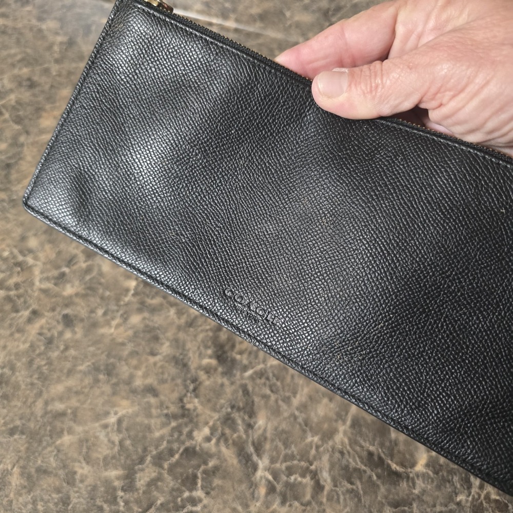Coach Leather Slim Zippered Pouch Black Crossgrain Clutch Bag Travel Docs